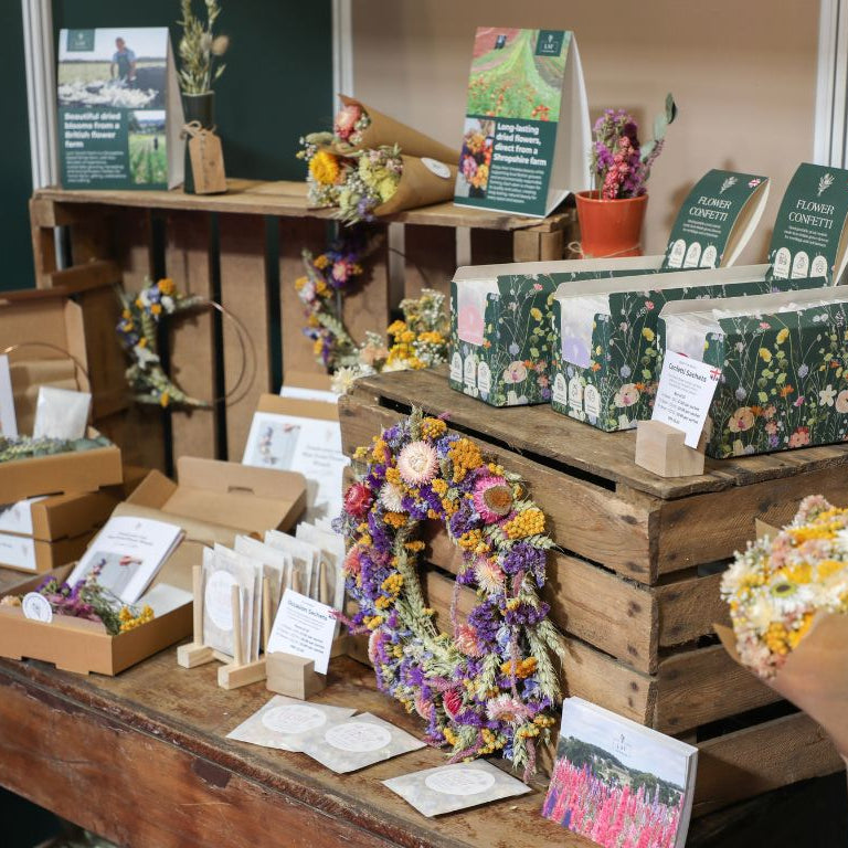 Spring/Summer Retail Display Ideas to Drive Add-On Sales
