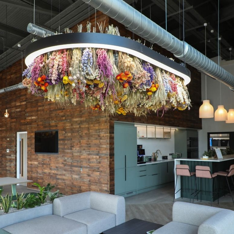 Why Dried Flowers Are the Perfect Choice for Installations